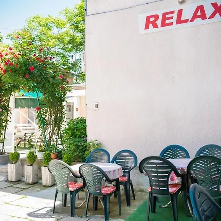 за гости * Warna