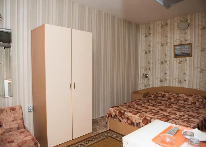 за гости * וארנה