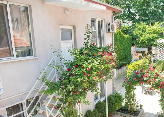 за гости דירה וארנה